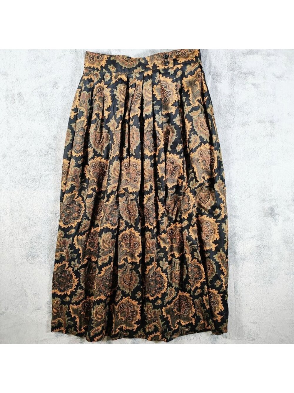 Vintage 1990s Jones Wear Petite Pleated Paisley Print Rayon Midi Skirt (Size 6)